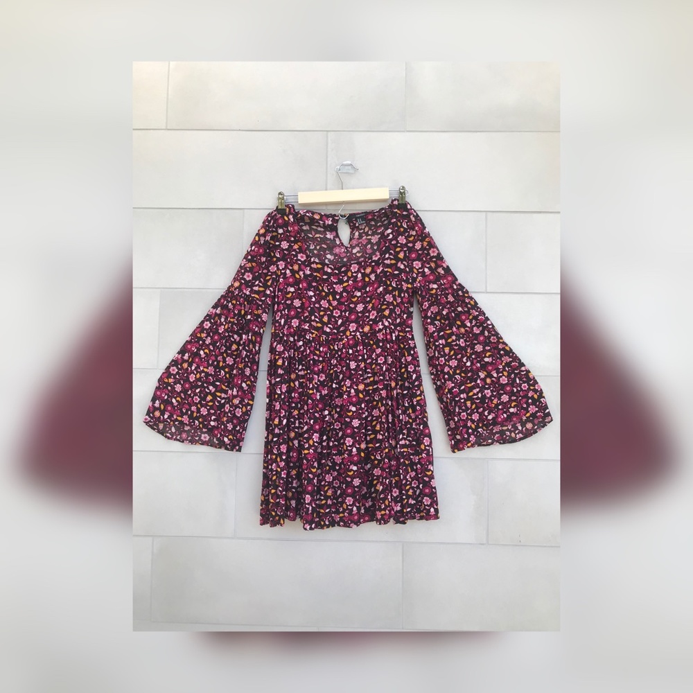 Floral dress with bell long sleeve